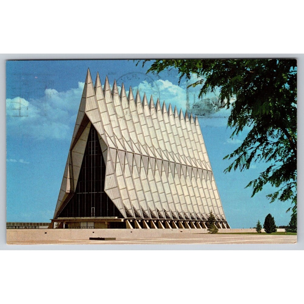 1965 US Air Force Academy Cadet Chapel Postcard Denver CO 4c Lincoln Stamp